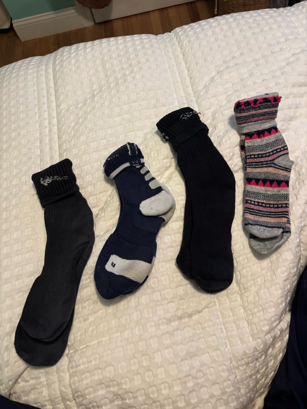 SOCKS - Picture 2 of 11
